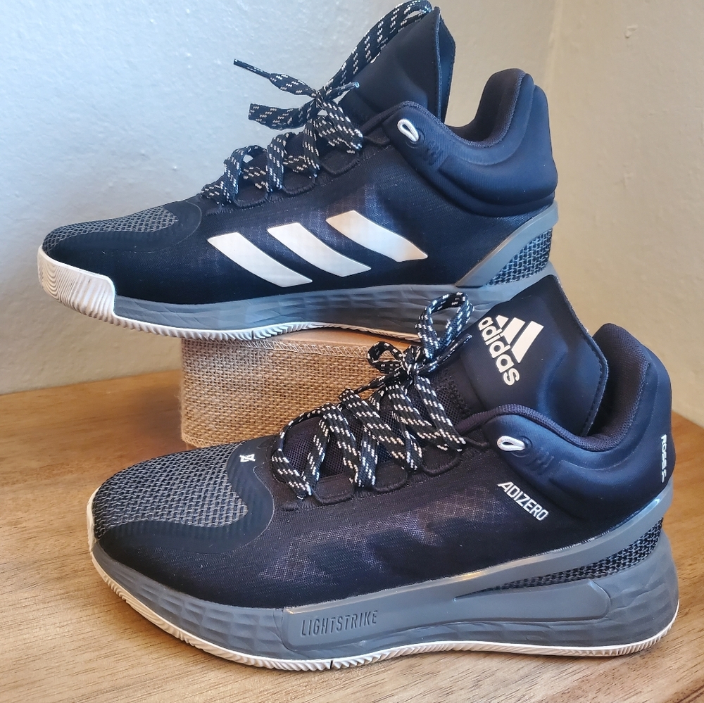 Like New Adidas Adizero D Rose 11 Blk/Gry Mens 8.5